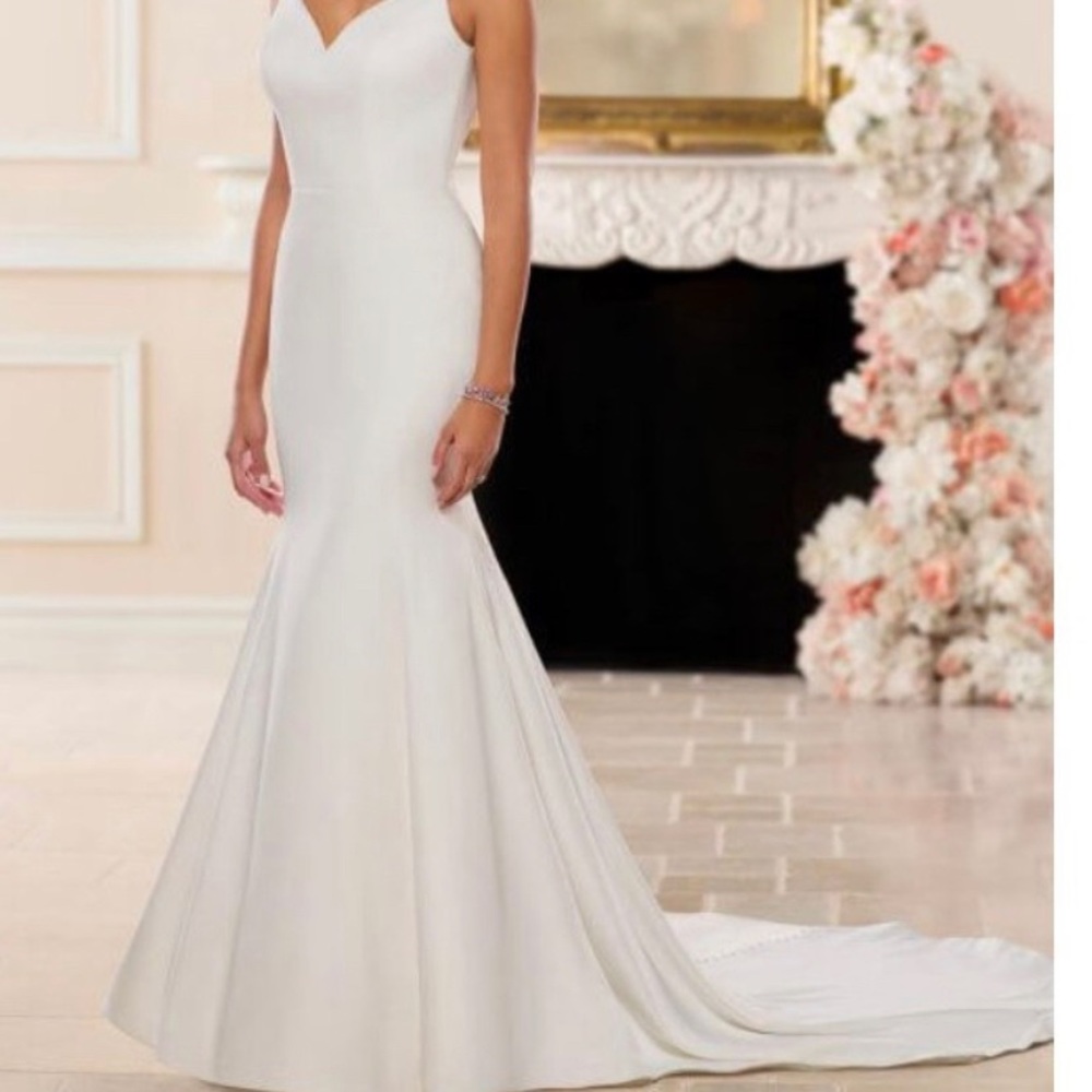 Stella in Ivory main image 1